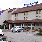 Kyriad Lyon Est - Bonnet De Mure
