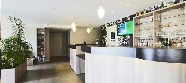 Kyriad Lyon Est - Bonnet De Mure Ξενοδοχείο 3*