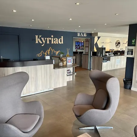 Kyriad Lyon Est - Bonnet De Mure 3* Saint-Bonnet-de-Mure